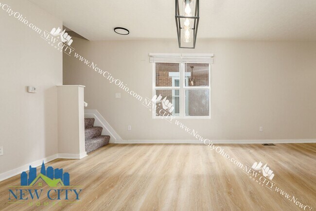 Building Photo - 53-55 Hawkes Avenue, Columbus, OH 43222