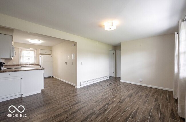 Building Photo - 140 Maple Park Dr