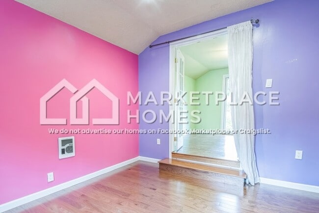 Building Photo - 9425 195th Ave NE