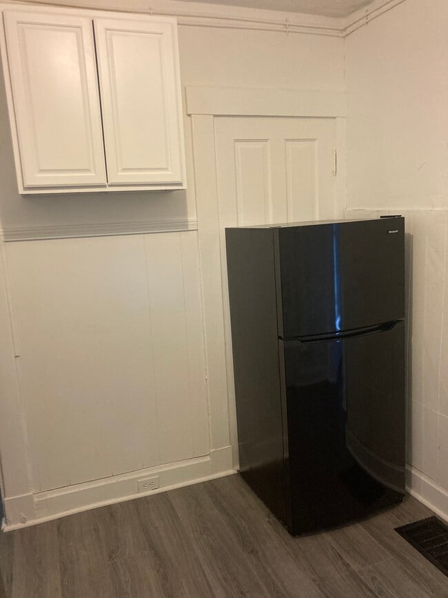 Building Photo - 500 W Wyoming Ave