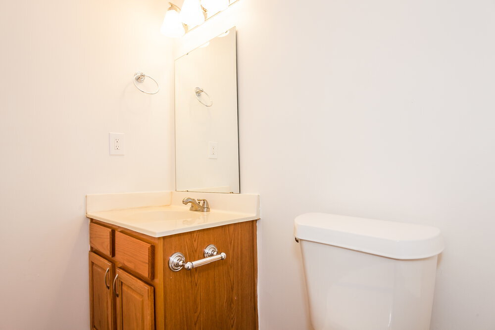 Building Photo - 3037 Champion Ln SW