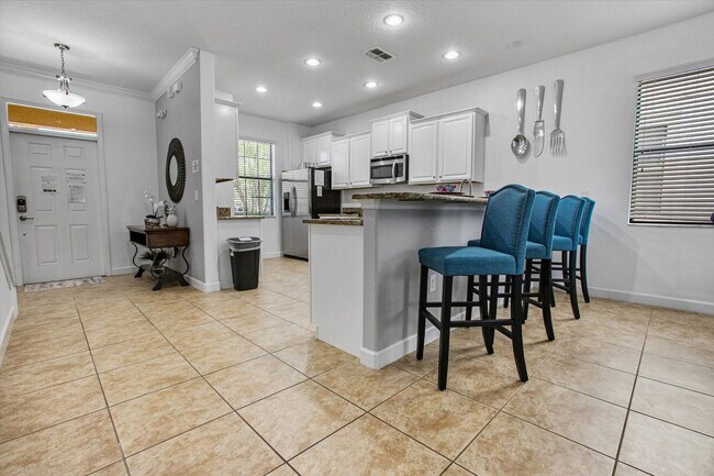 Building Photo - 1436 Moon Valley Dr
