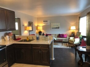 Building Photo - 2508 Inglis St