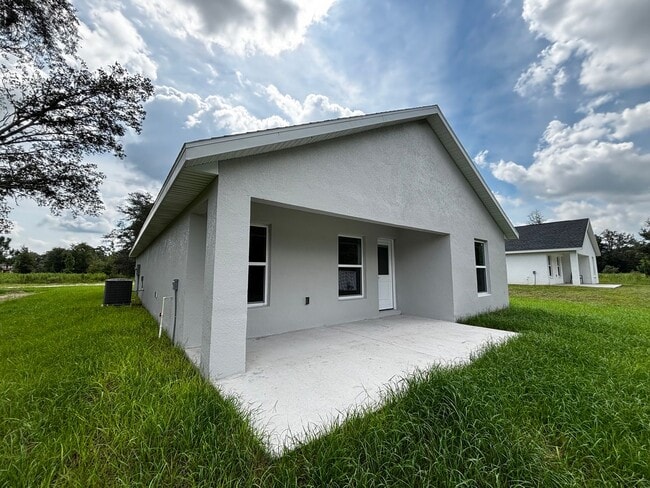 Building Photo - New 3/2 Home built in 2025