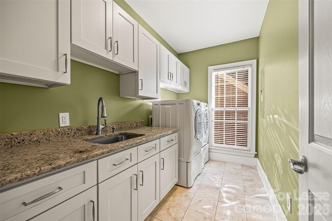 Building Photo - 11645 James Richard Dr