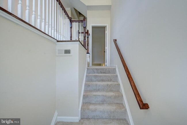 Building Photo - 7827 Crystal Brook Way