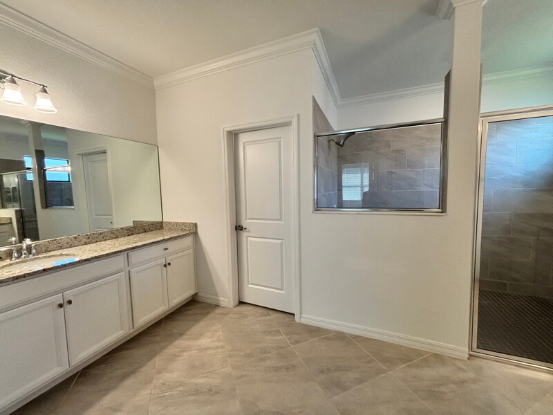 Building Photo - 14527 Palamos Cir