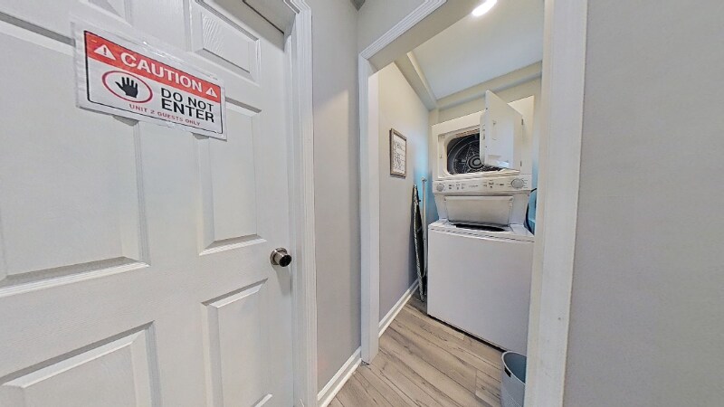 Building Photo - 445 Ames St