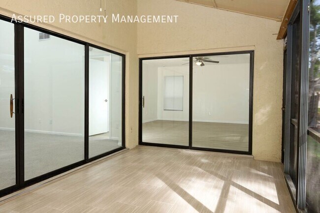 Building Photo - 301 Dryberry Way