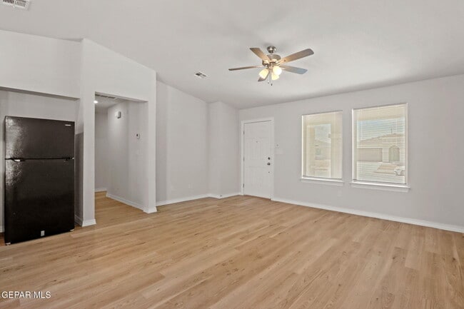 Building Photo - 14545 Faxon Yucca