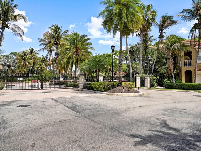 Building Photo - 4851 Bonsai Cir