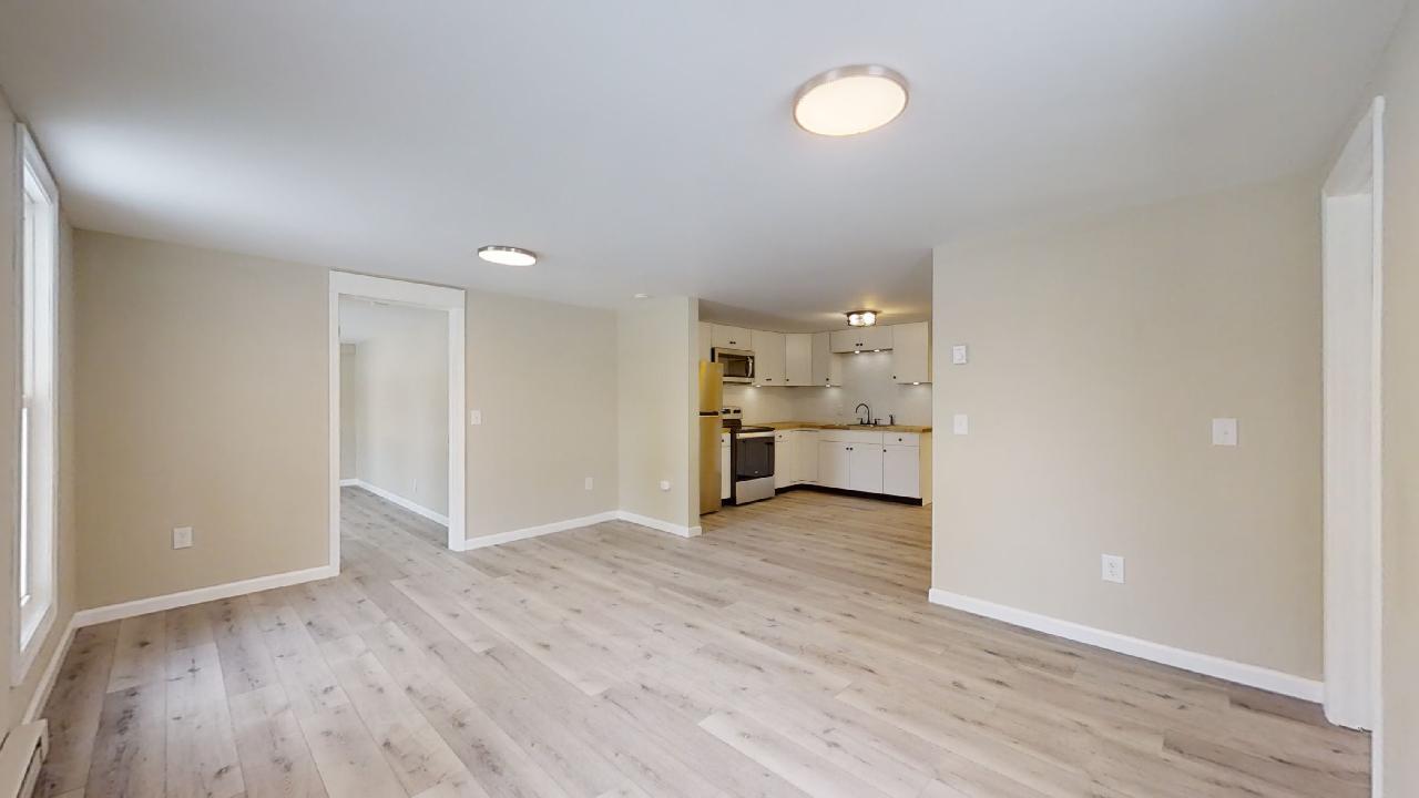 Living Room/Kitchen - 173 S Main St