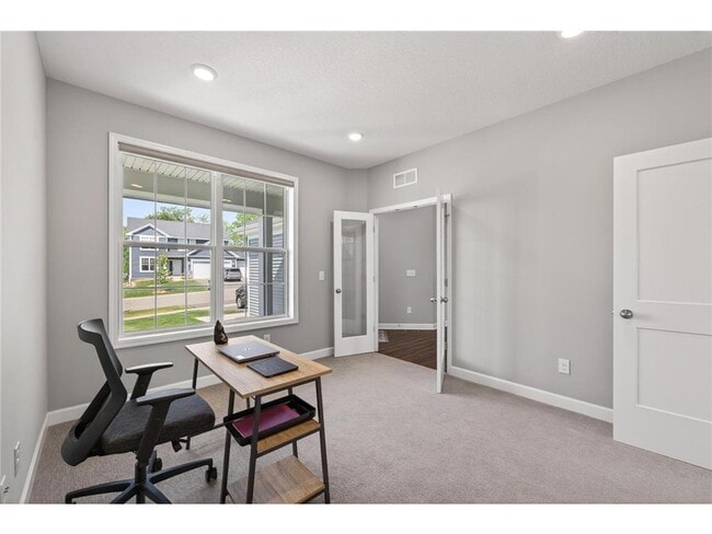 Building Photo - 1559 Edgebrook Ln