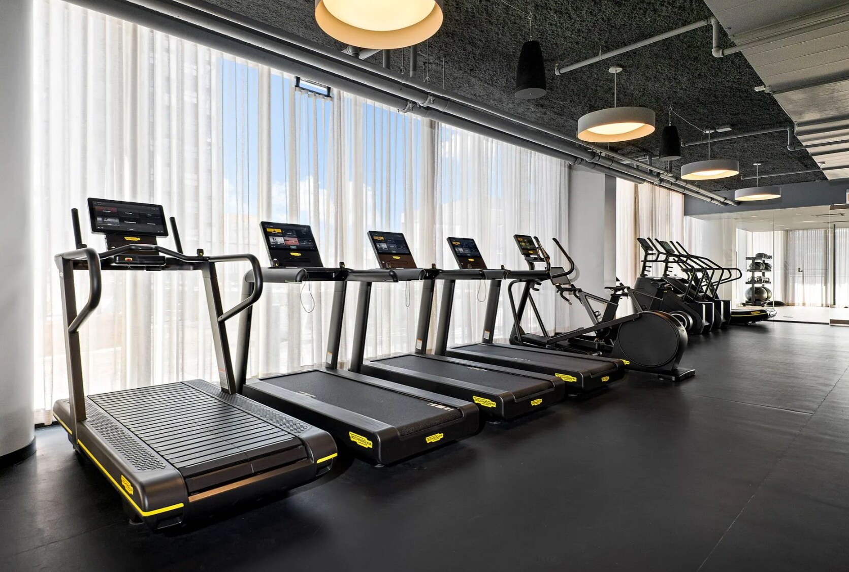 Building Photo - 710 S Seeley St