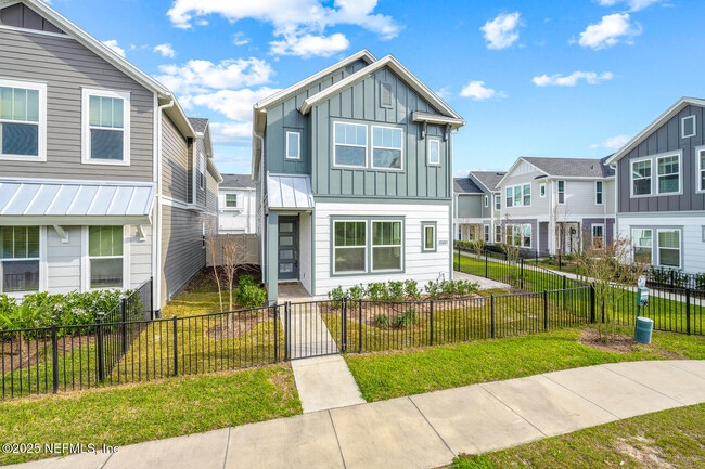 Building Photo - 11301 Barrier Beach Pl