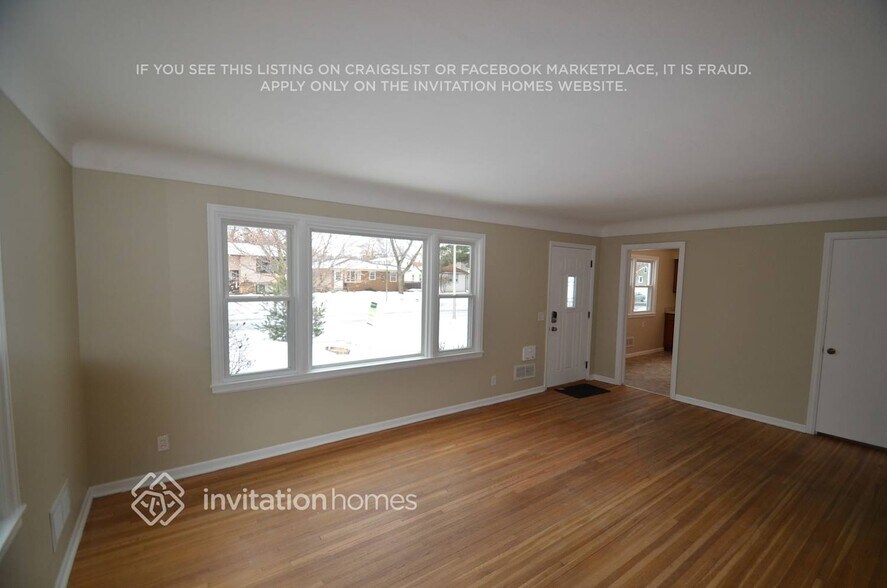 Building Photo - 7228 Harriet Ave