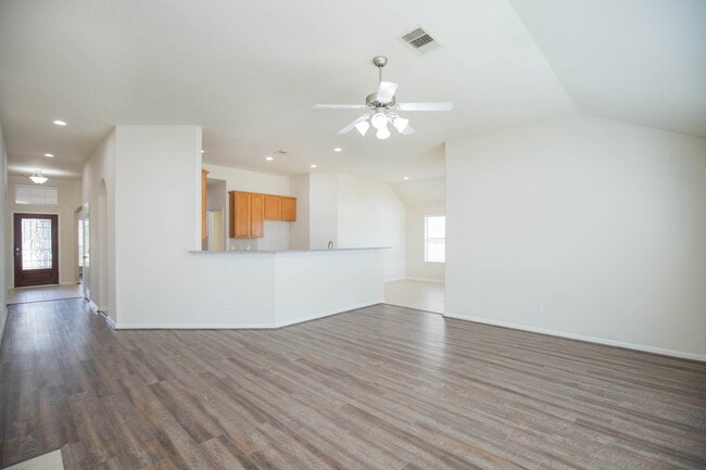 Building Photo - 835 Aqua Vista Ln