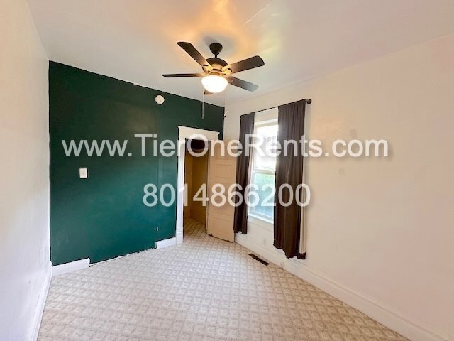 Building Photo - This property offers a NO DEPOSIT option available for qualified renters!
