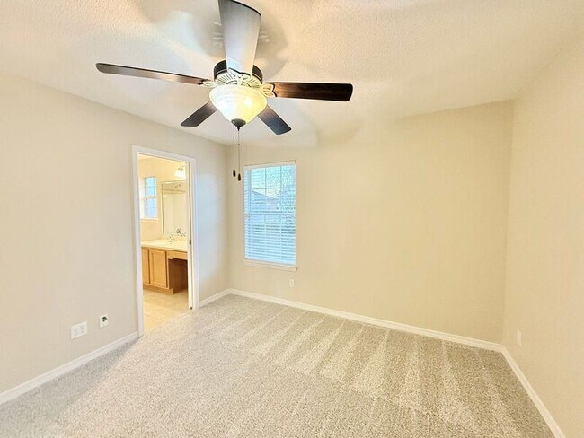 Building Photo - 5659 Tiger Woods Dr