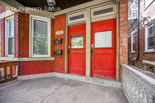 Building Photo - 2125 W Clifton Ave