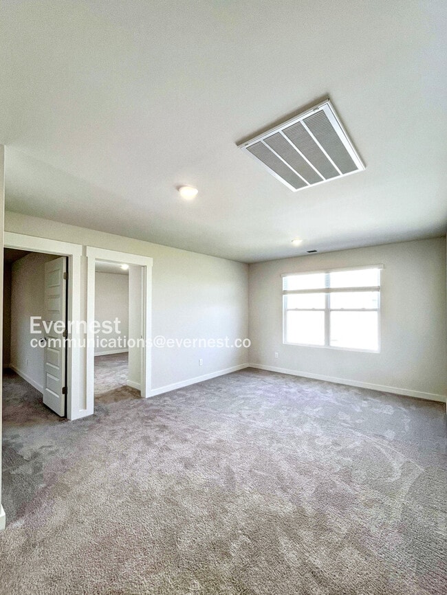 Building Photo - 506 Lyness Dr