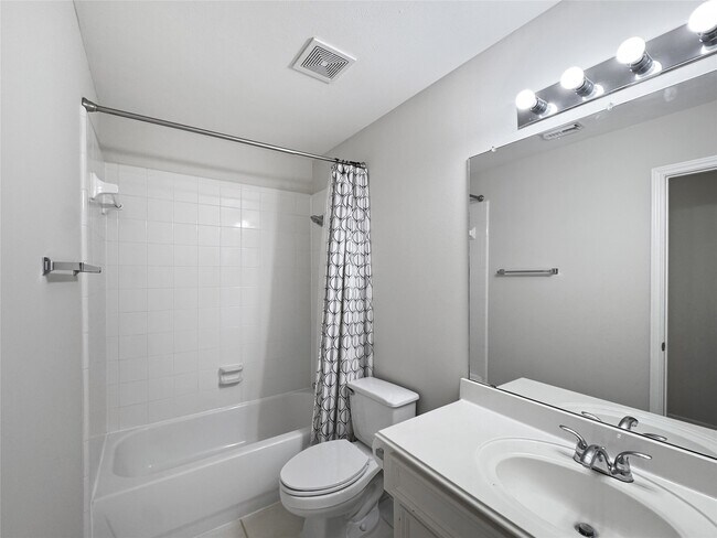 Building Photo - 2227 Clawson Falls Dr