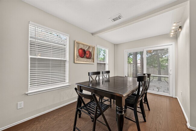 Building Photo - 202 N Vesper Bend Cir