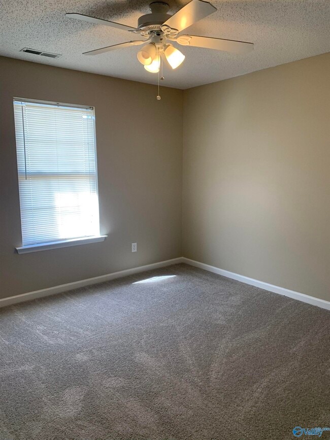 Building Photo - 104 Dartford Dr