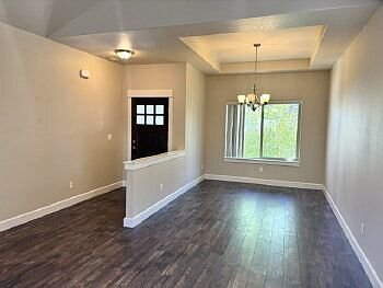 Building Photo - 3387 Northeast Crystal Springs Drive