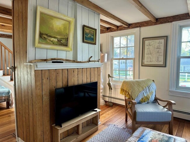 Building Photo - 43 Pennywise Ln