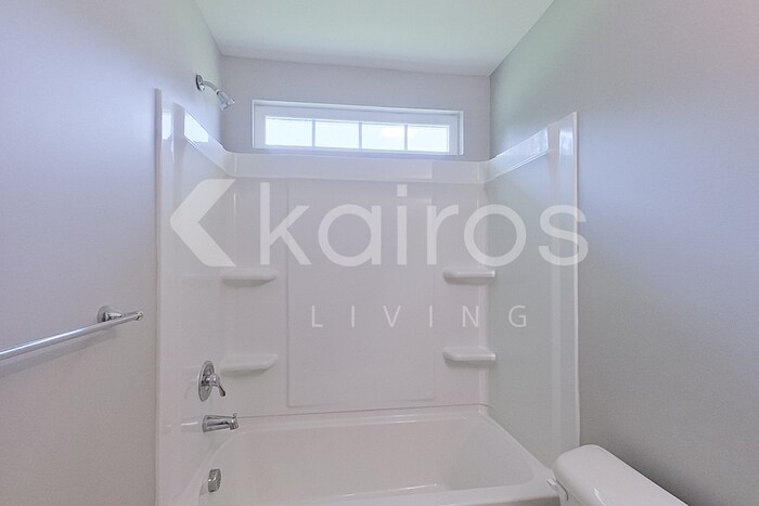 Building Photo - 108 Western Red Cedar Dr