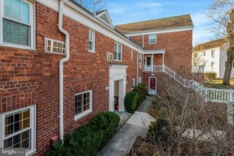 Building Photo - 1538 Mt Eagle Pl