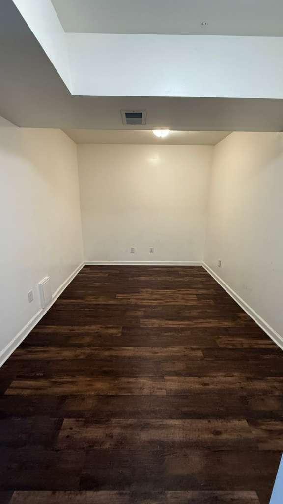 Building Photo - 1029 Aztec Dr