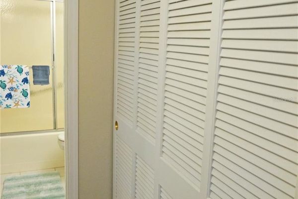 Building Photo - 4158 Tamiami Trl
