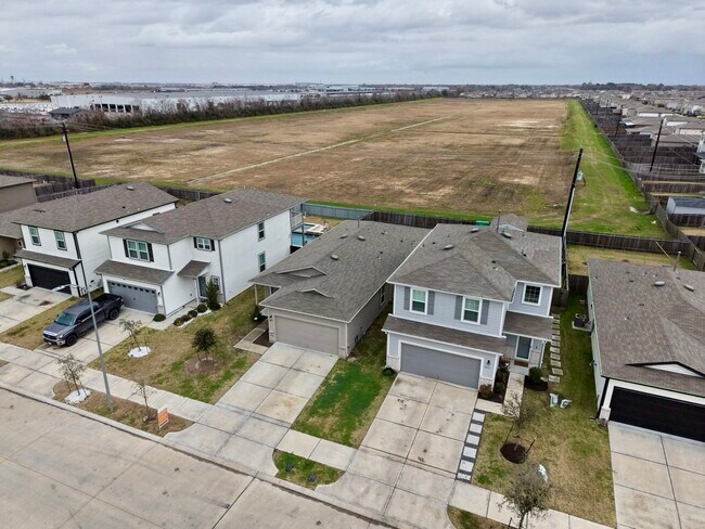 Building Photo - 10647 Cashew Run Ln