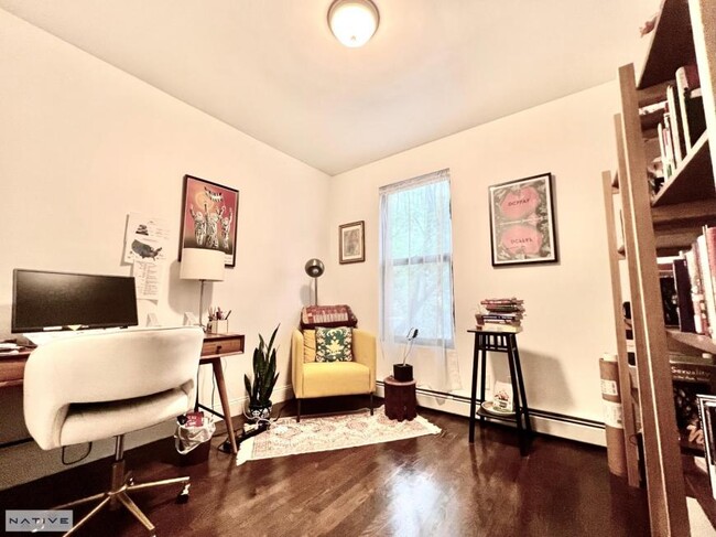 Building Photo - 3 bedroom in Brooklyn NY 11222