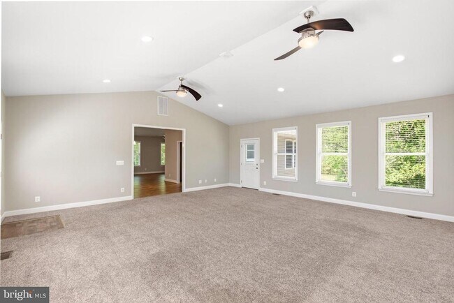 Building Photo - 24524 Ruff Ruff Ln