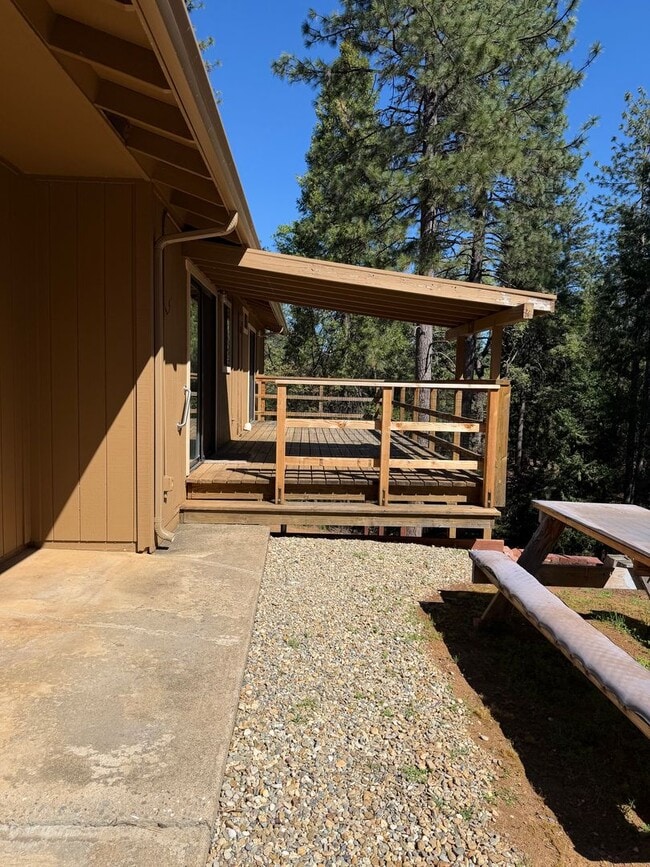 Building Photo - Pioneer Home