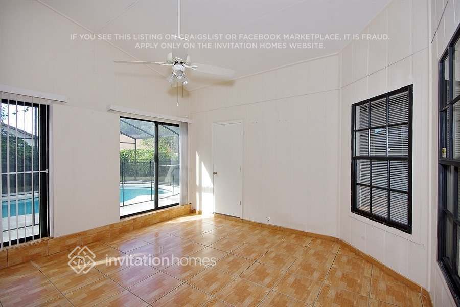 Building Photo - 1640 Sunburst Way