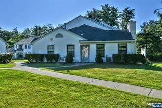 Building Photo - 79 Konight Ct