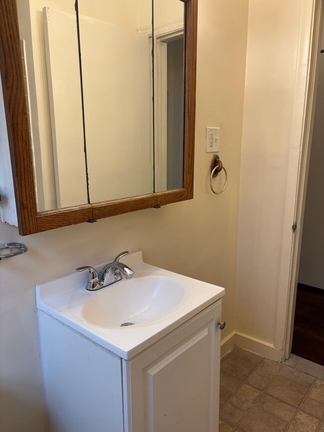 Building Photo - 19449 W Chicago