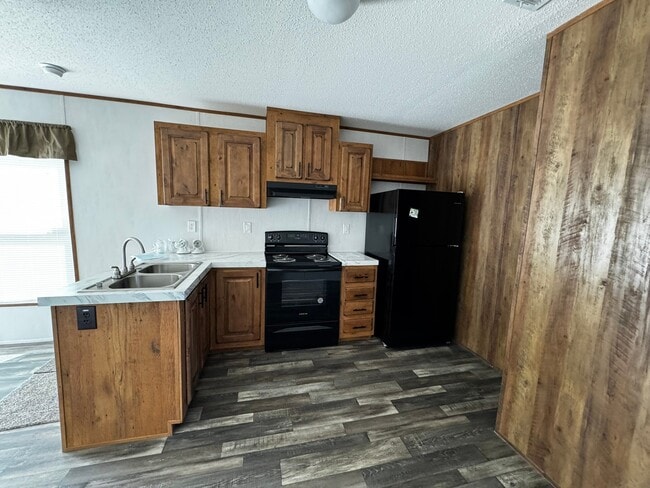 Building Photo - 7650 FL-78