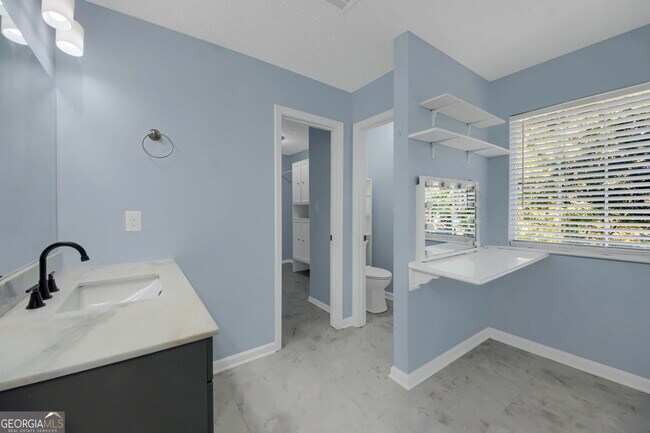 Building Photo - 957 Keldron Ct