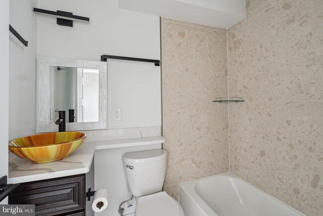 Building Photo - 1930 N 2nd St