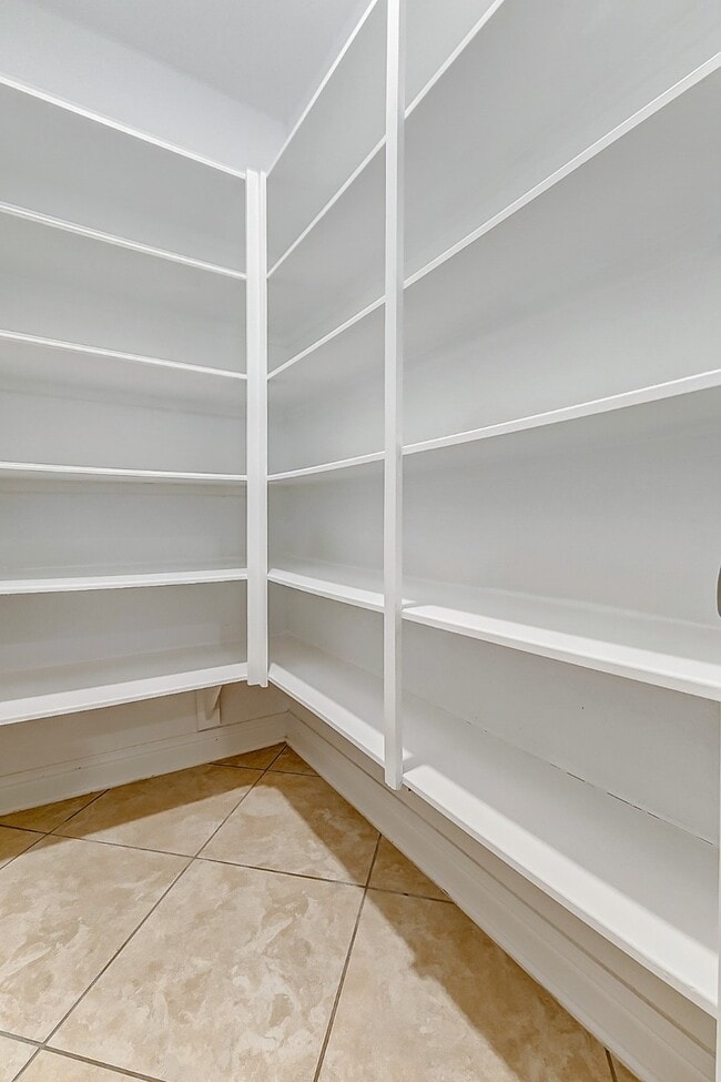 Building Photo - 19015 Blue Valley Ln