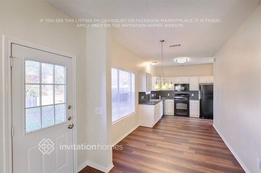 Building Photo - 312 Bridlegate Dr