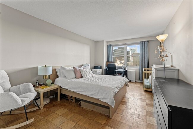 Building Photo - 151 Tremont St