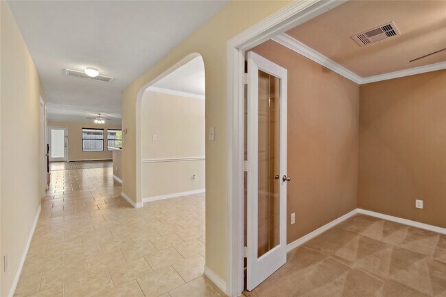 Building Photo - 3308 Southern Grove Ln