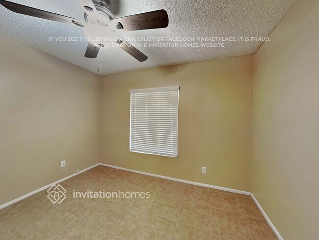 Building Photo - 9635 N 35th Ln