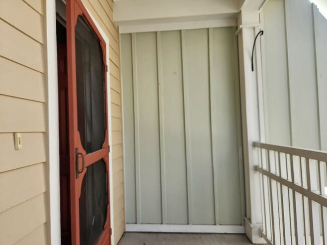 Building Photo - 70 Cassandra Ln